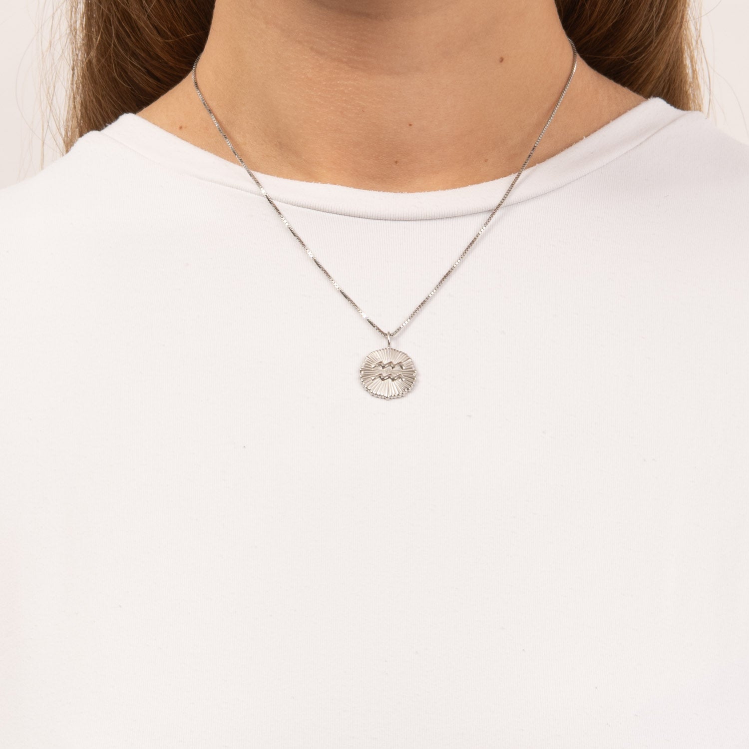 DETAIL253589